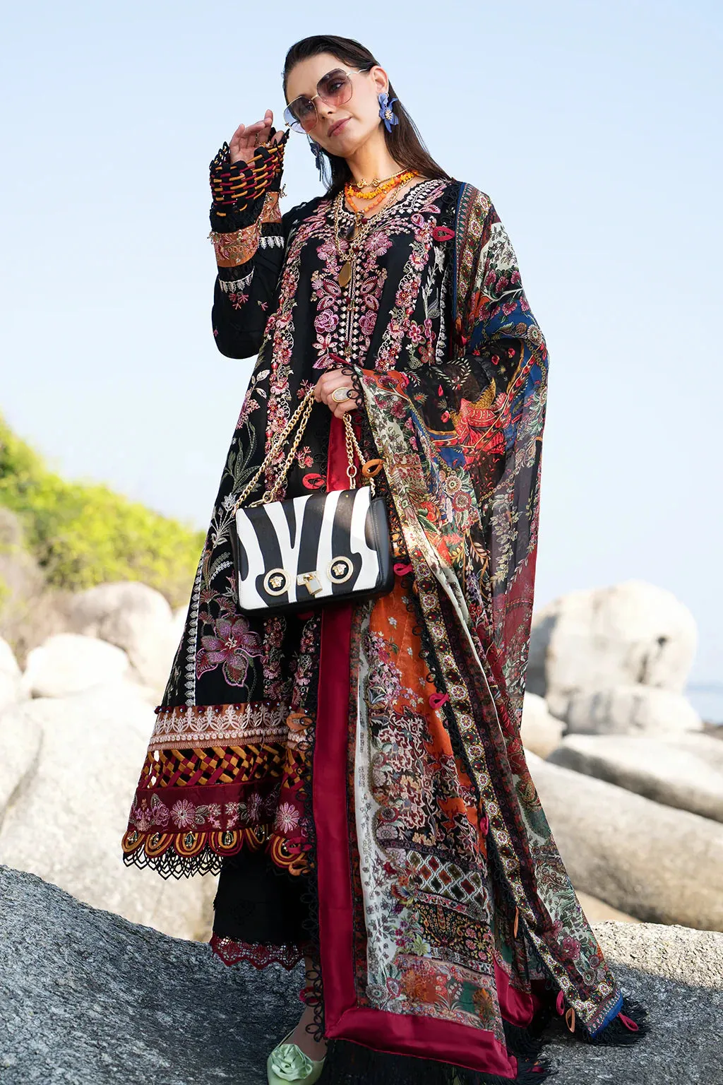 AJR Couture | Alif Signature Luxury Lawn 24 | Noir