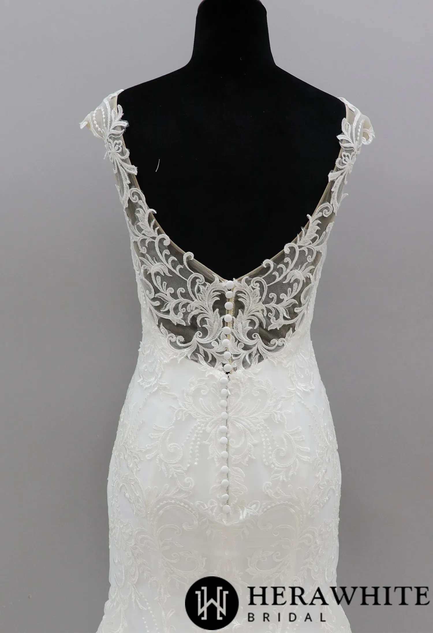 Dramatic Fit and Flare Bridal Gowns With Cap Sleeves