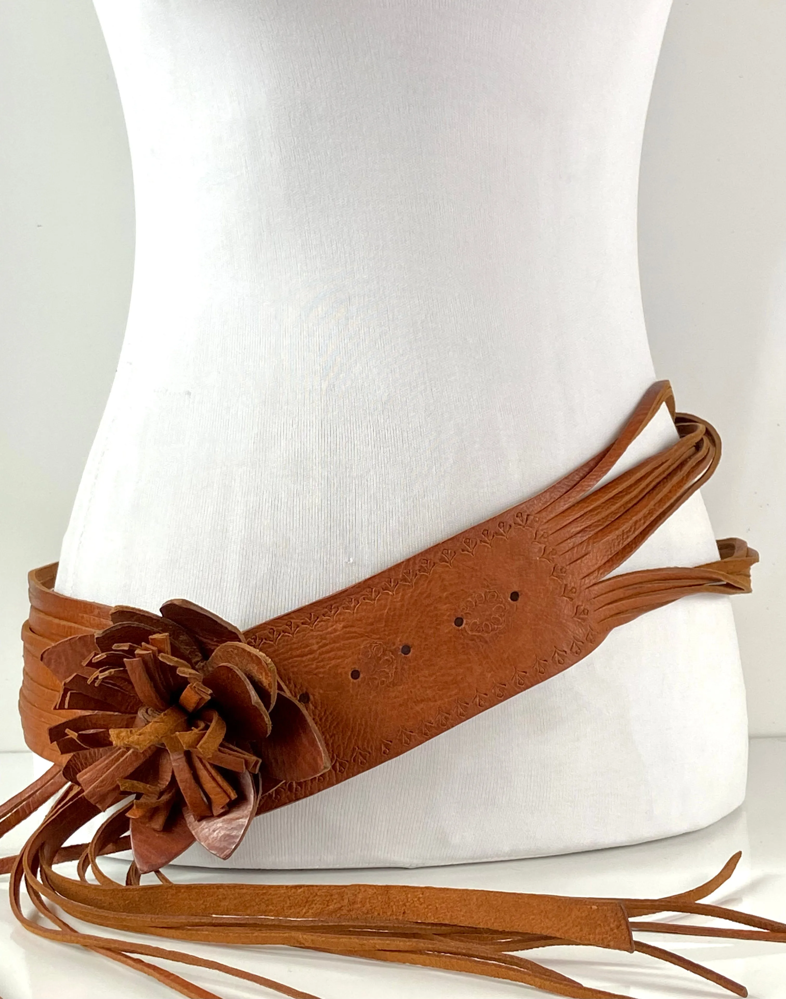 Flower leather belt