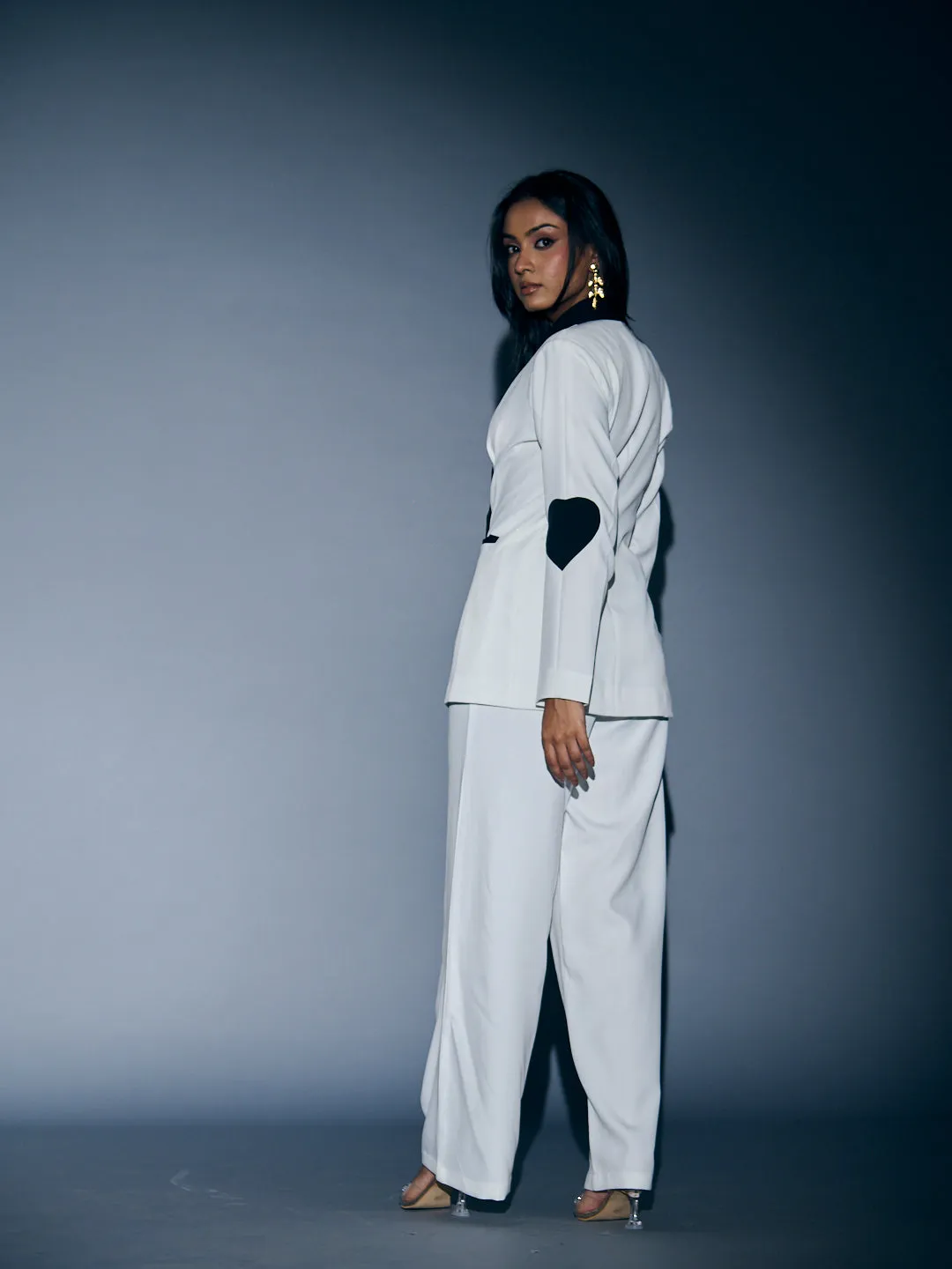 HEART PATCH PANT SUIT