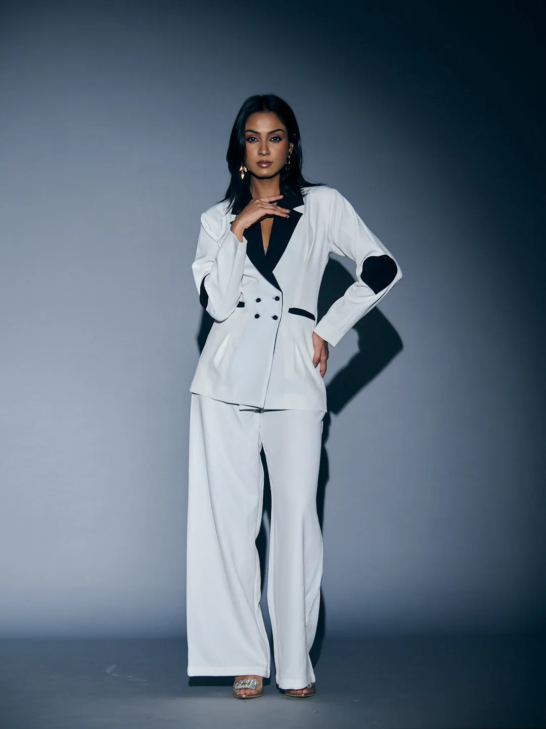 HEART PATCH PANT SUIT