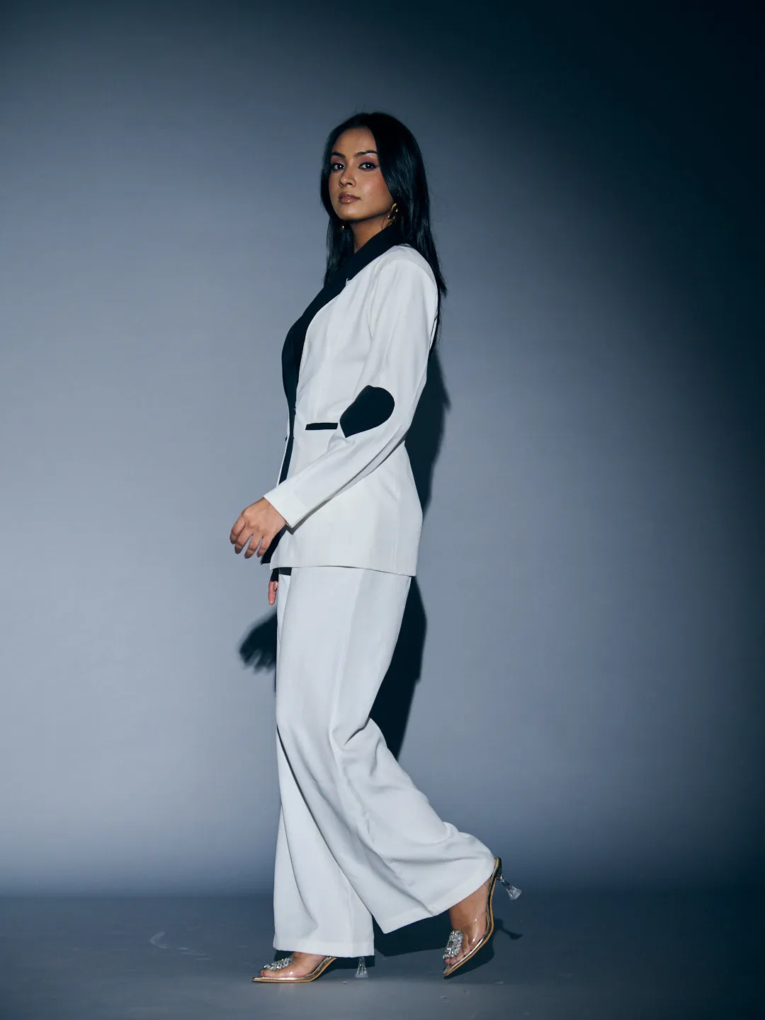 HEART PATCH PANT SUIT