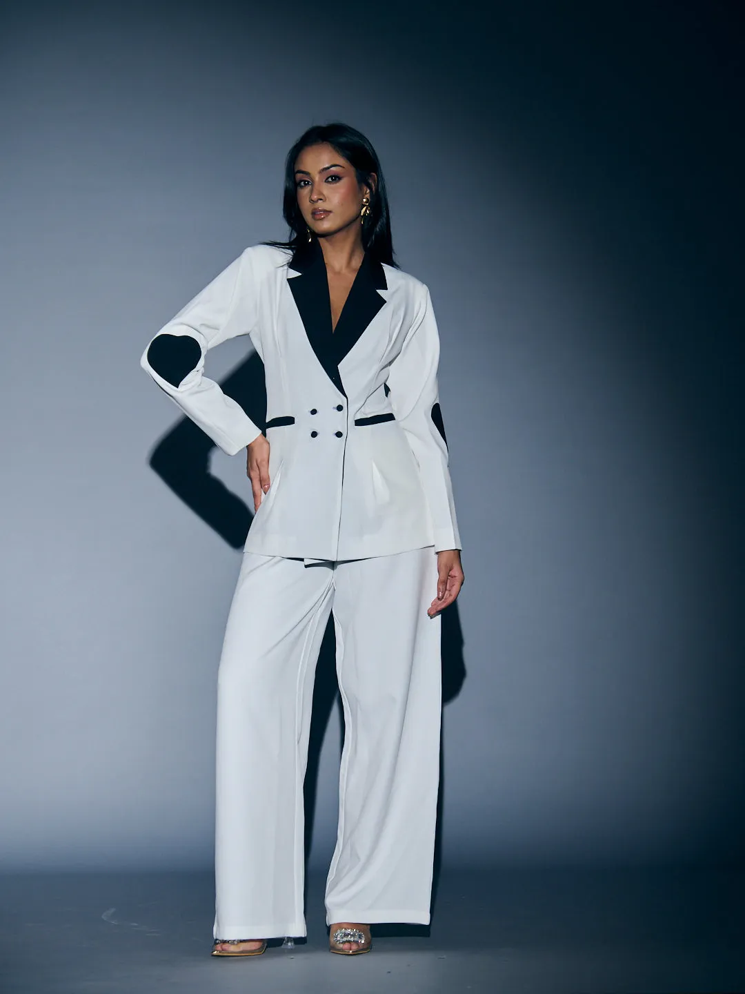 HEART PATCH PANT SUIT