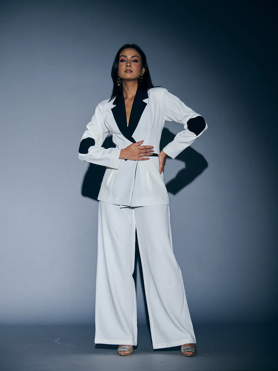 HEART PATCH PANT SUIT