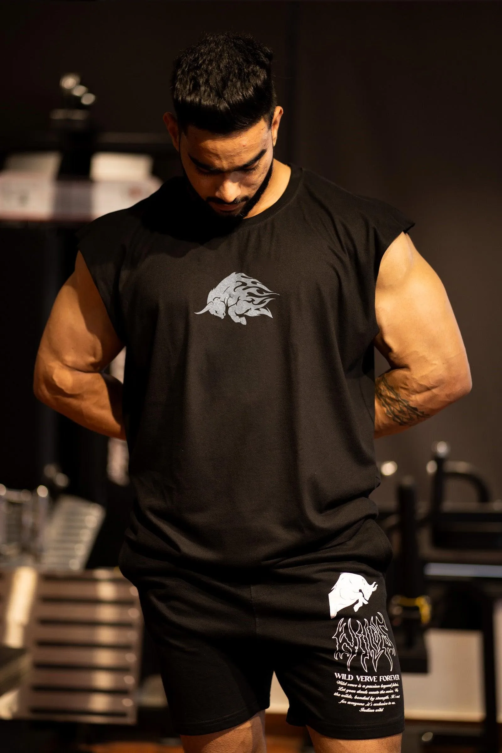 HOUSE OF WILD "PREMIUM VINTAGE" MUSCLE TEE (BLACK)