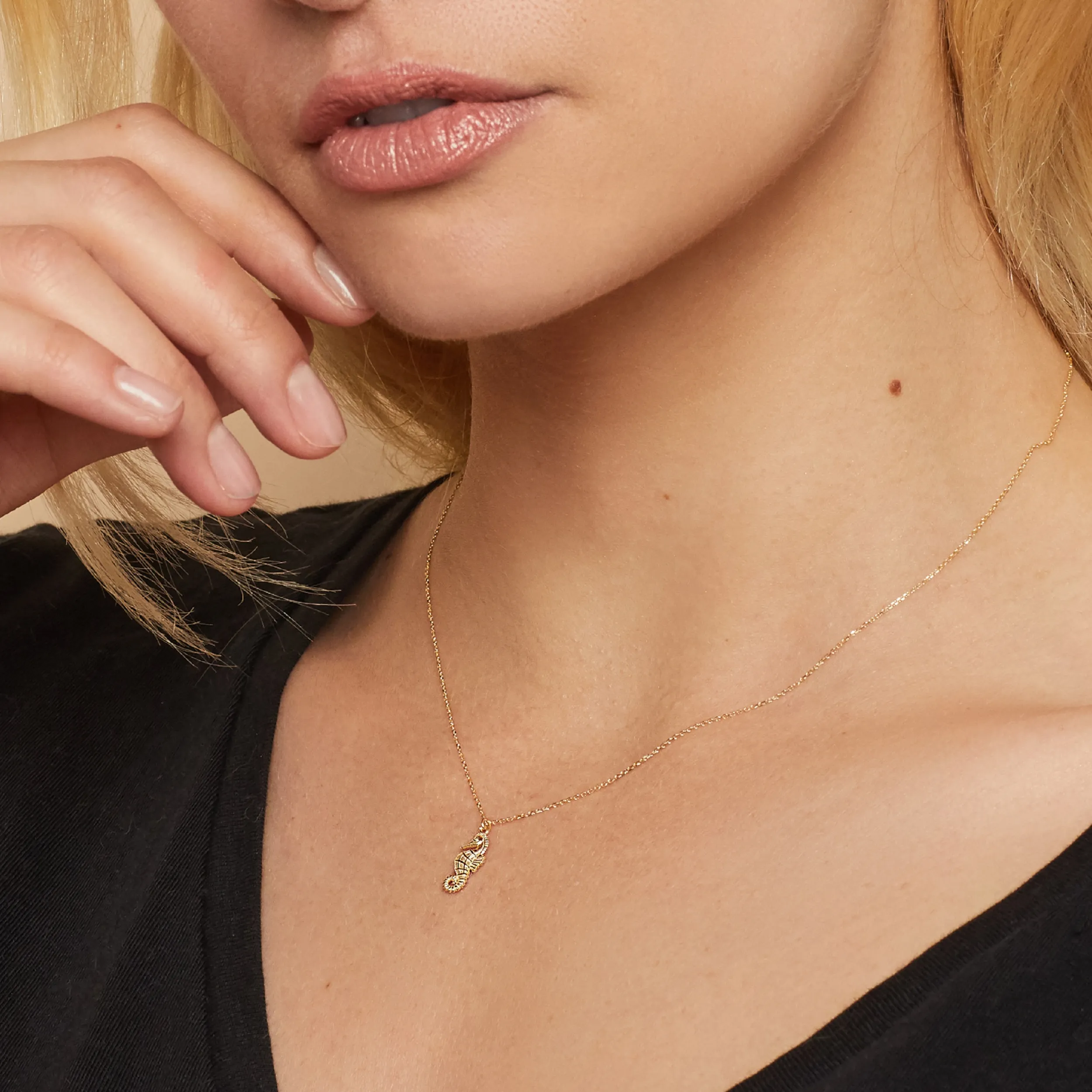 Seahorse Pendant Necklace