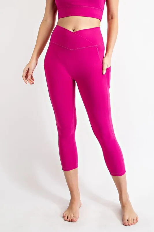V WAIST CAPRI LENGTH LEGGINGS