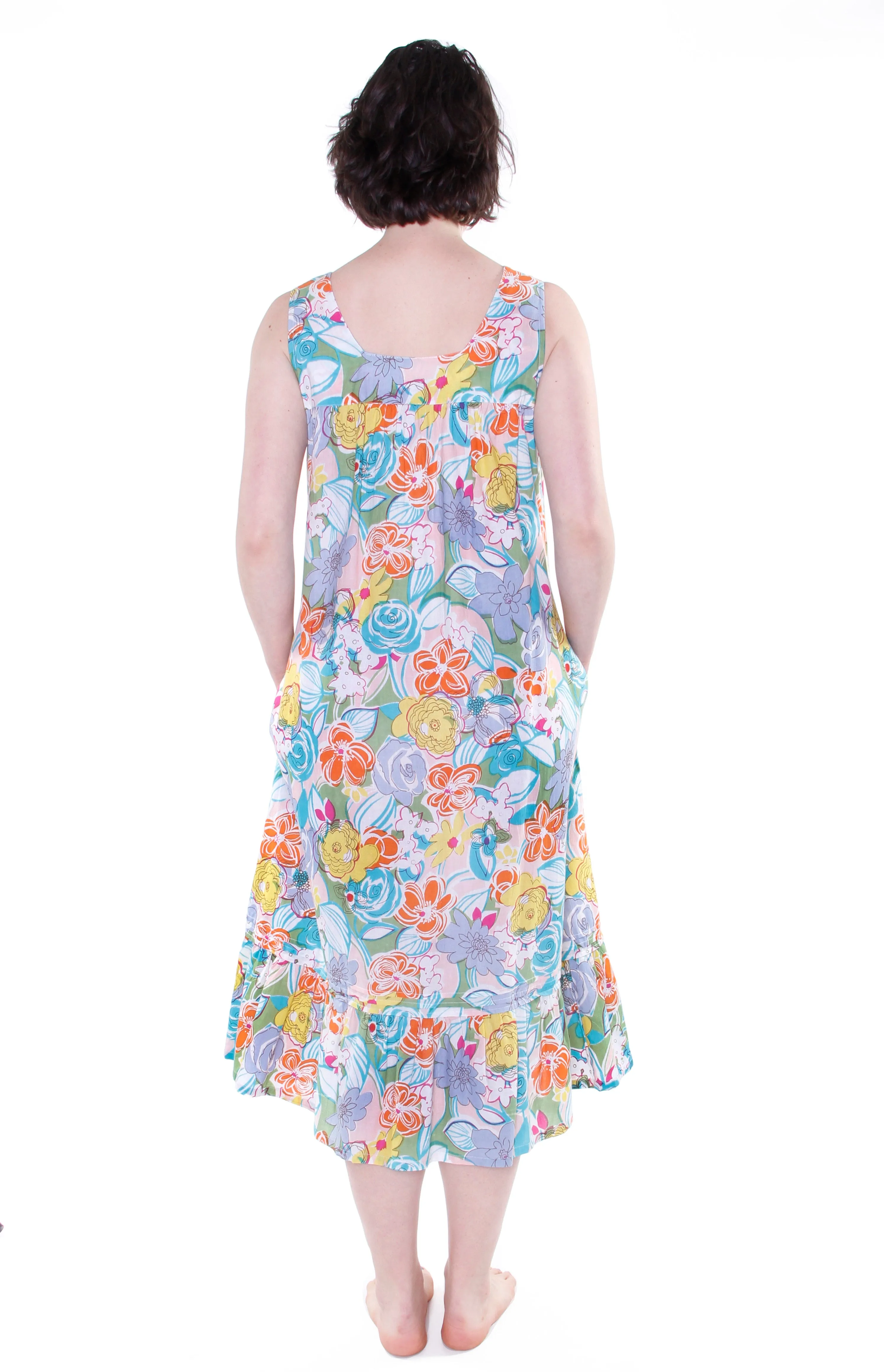 Vibrant Print Sweetheart Neck Gown with Pockets