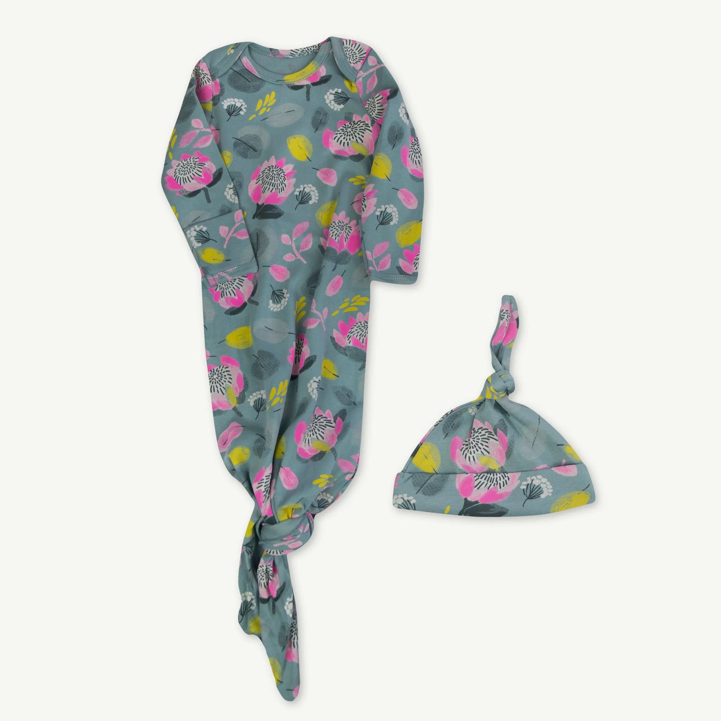 Winter Floral 2-Piece Cap and Gown Set